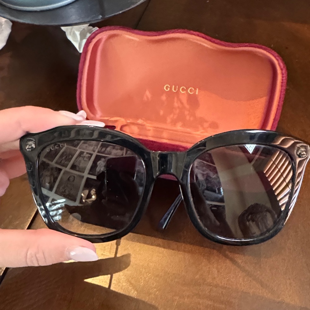 Gucci Glossy Black Sunglasses